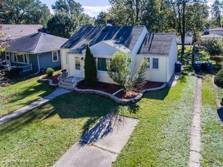 648 1st St., Crete, IL 60417