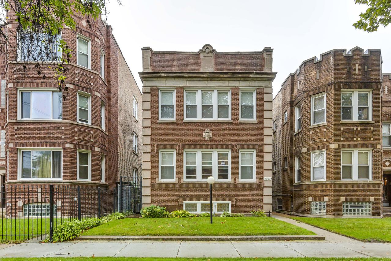 7917 S Rhodes Ave., Chicago, IL 60619