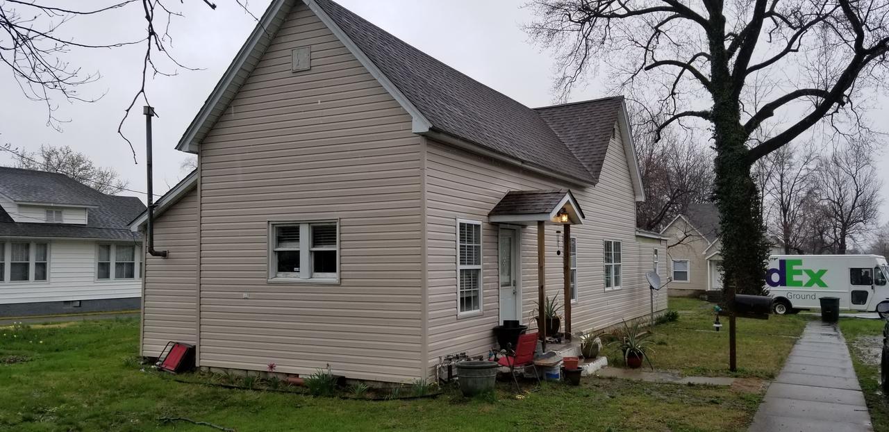 621 S 12th St., Herrin, IL 62948