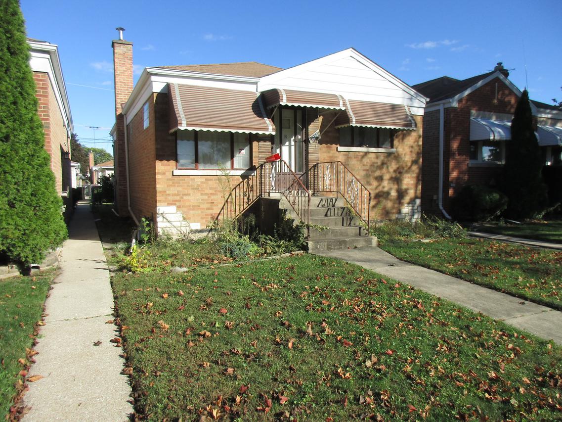 2329 Park Ave., North Riverside, IL 60546