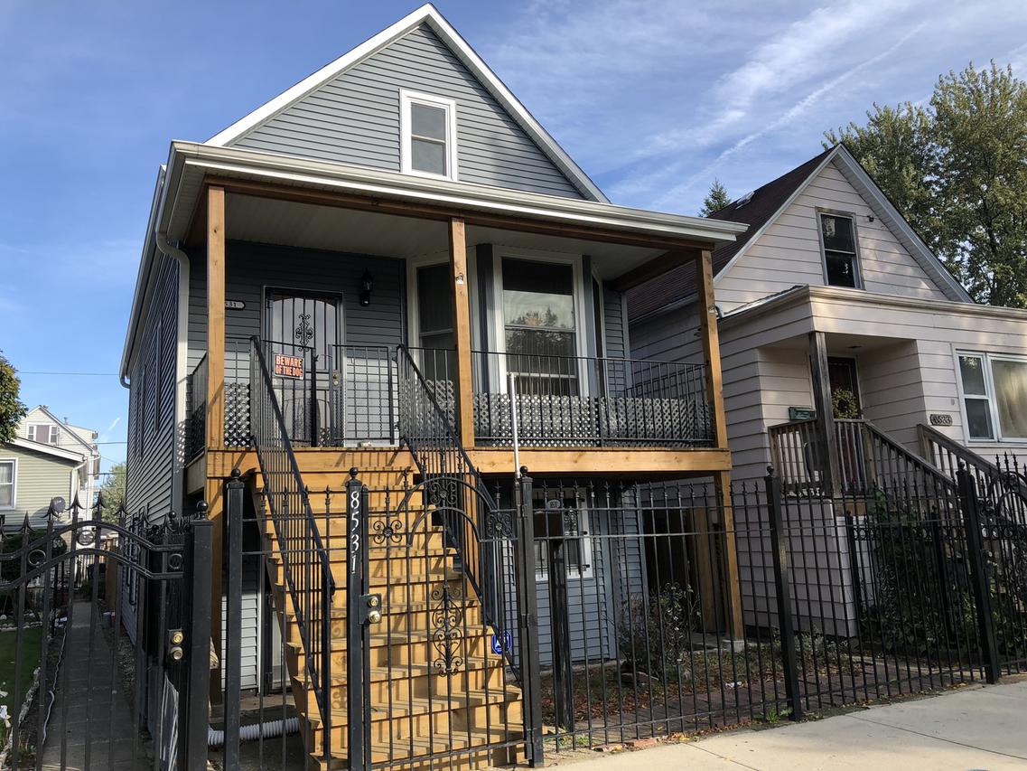 8531 S Escanaba Ave., Chicago, IL 60617