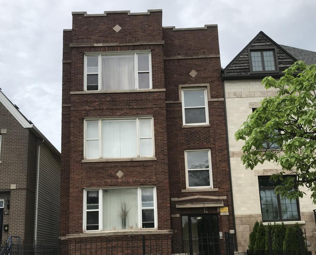 816 E 42nd St., Chicago, IL 60653