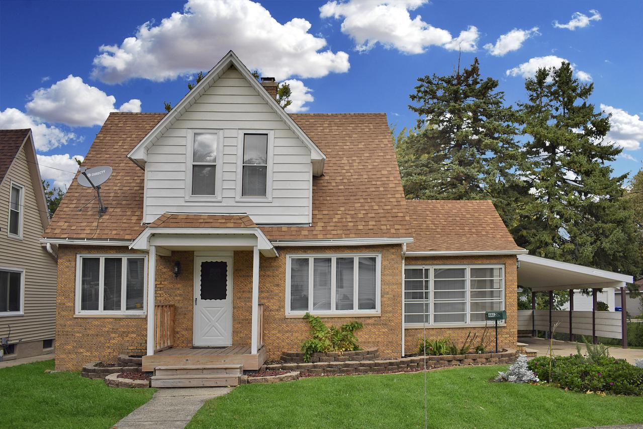 1115 Market St., Dekalb, IL 60115