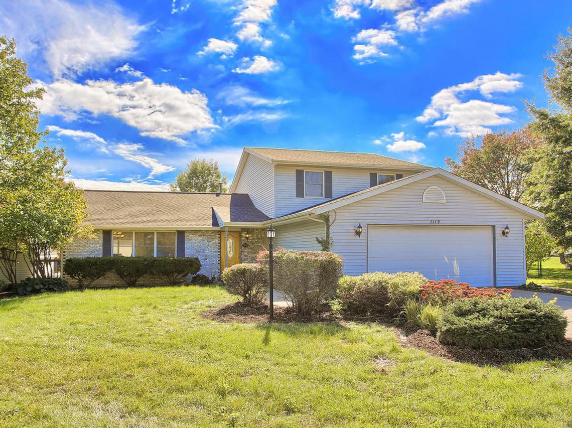 1113 S Garden Ct., Mahomet, IL 61853