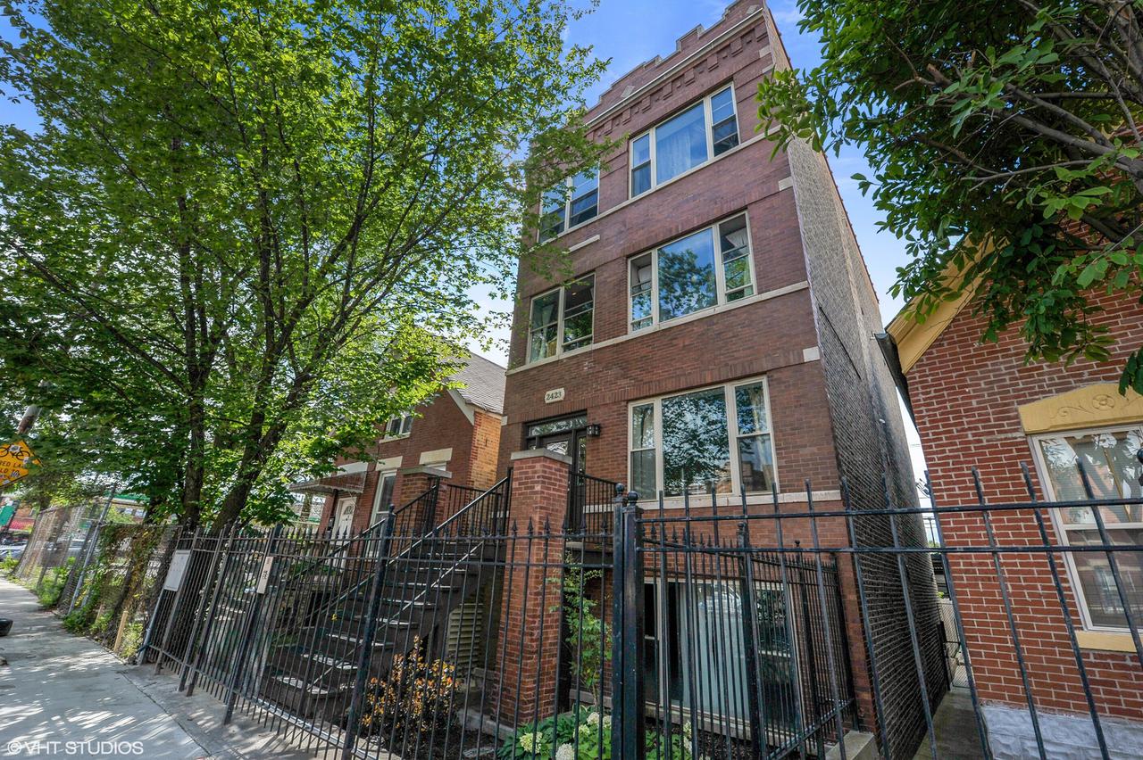 2423 W Augusta Blvd. #4, Chicago, IL 60622
