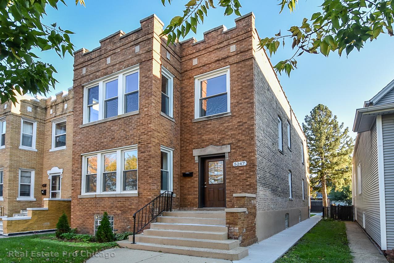 5247 W Warwick Ave., Chicago, IL 60641