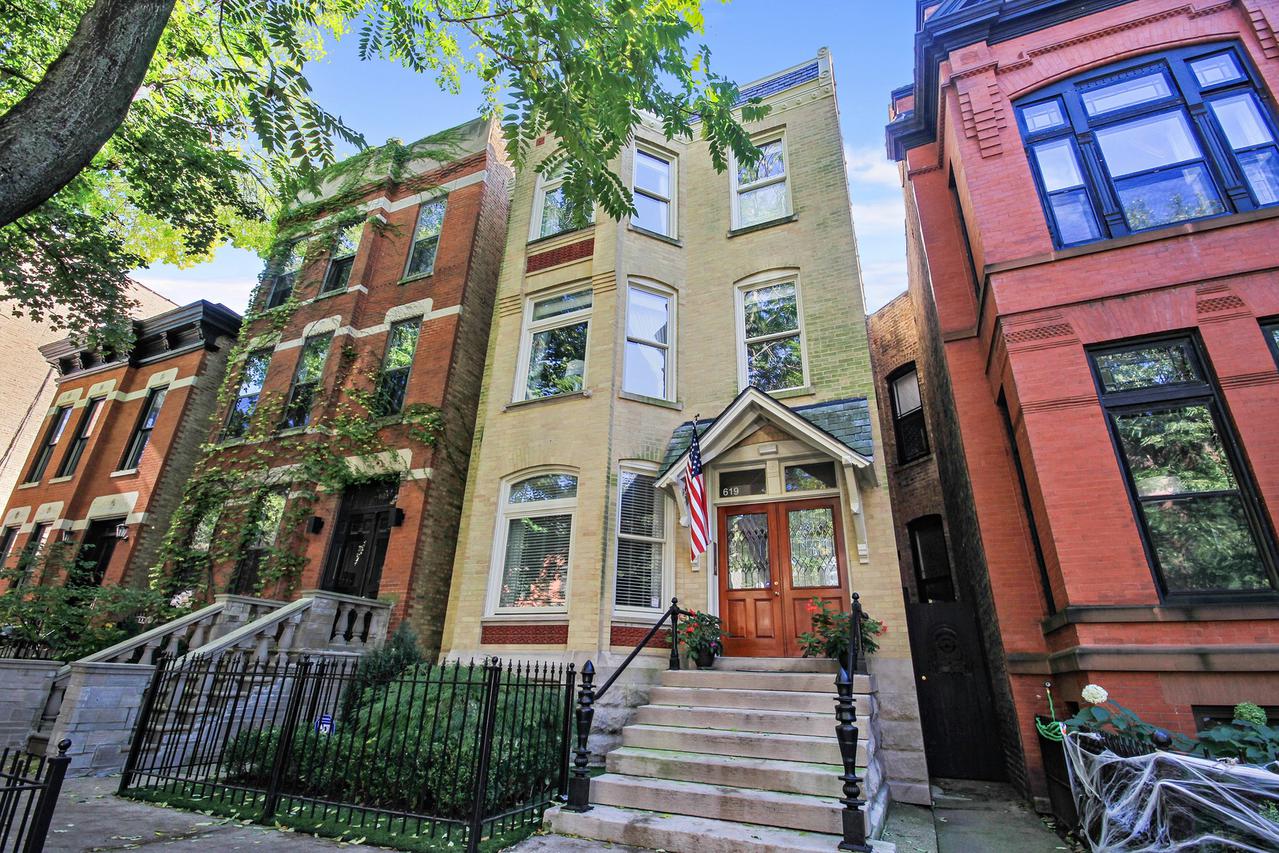 619 W Belden Ave., Chicago, IL 60614