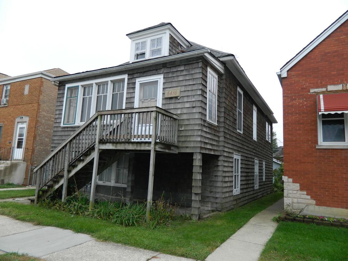 6430 26th St., Berwyn, IL 60402