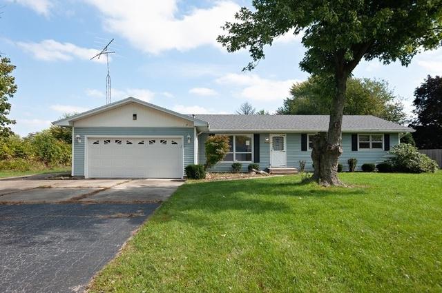 5954 Channel Dr., Saint Anne, IL 60964