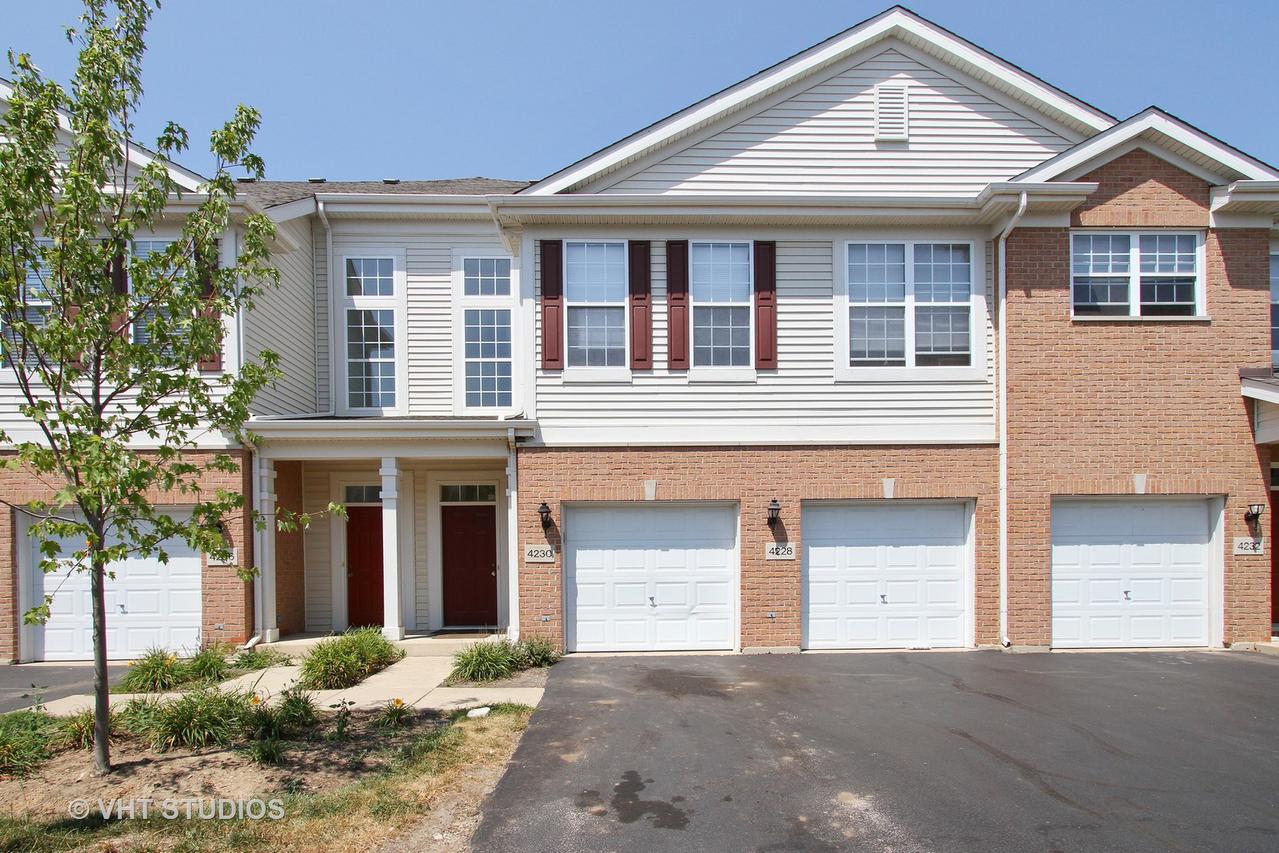 4230 Savoy Ln., Mchenry, IL 60050