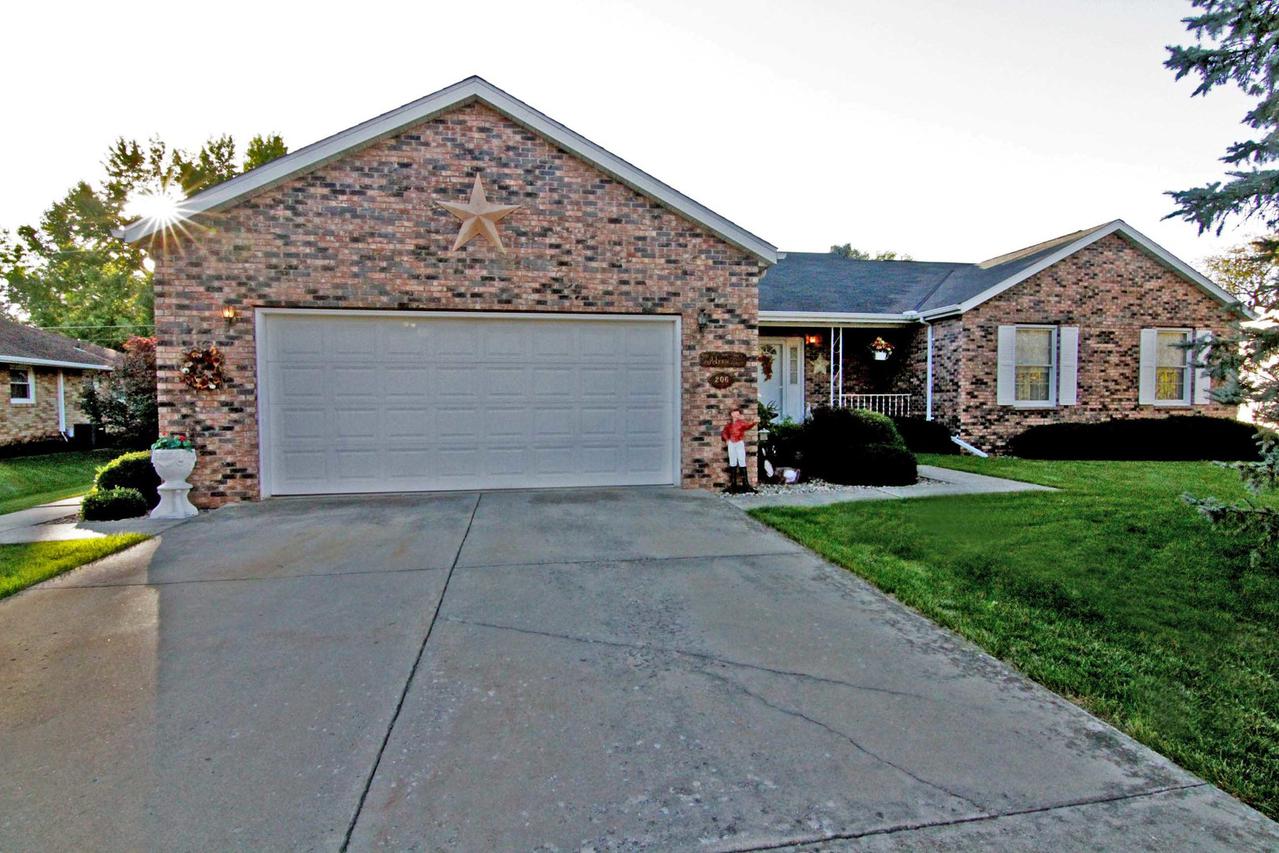 206 Columbus Rd., Streator, IL 61364