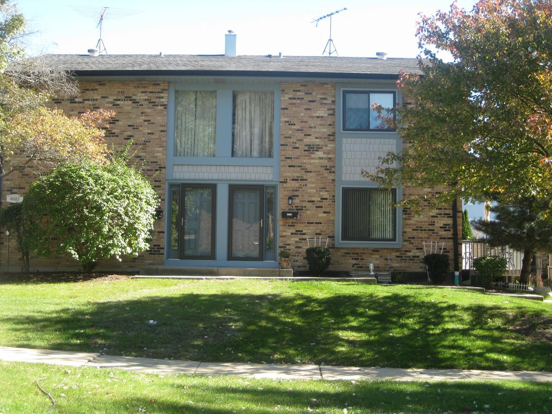 8321 Portsmouth Dr. #A, Darien, IL 60561
