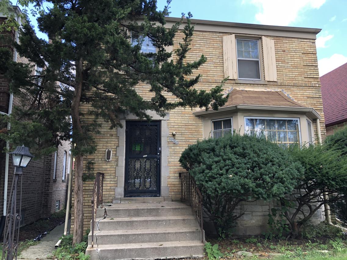 9326 S Bishop St., Chicago, IL 60620
