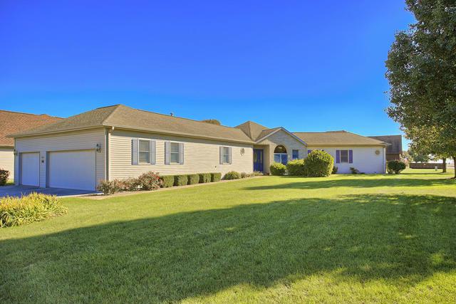 801 E Larmon St., Tolono, IL 61880