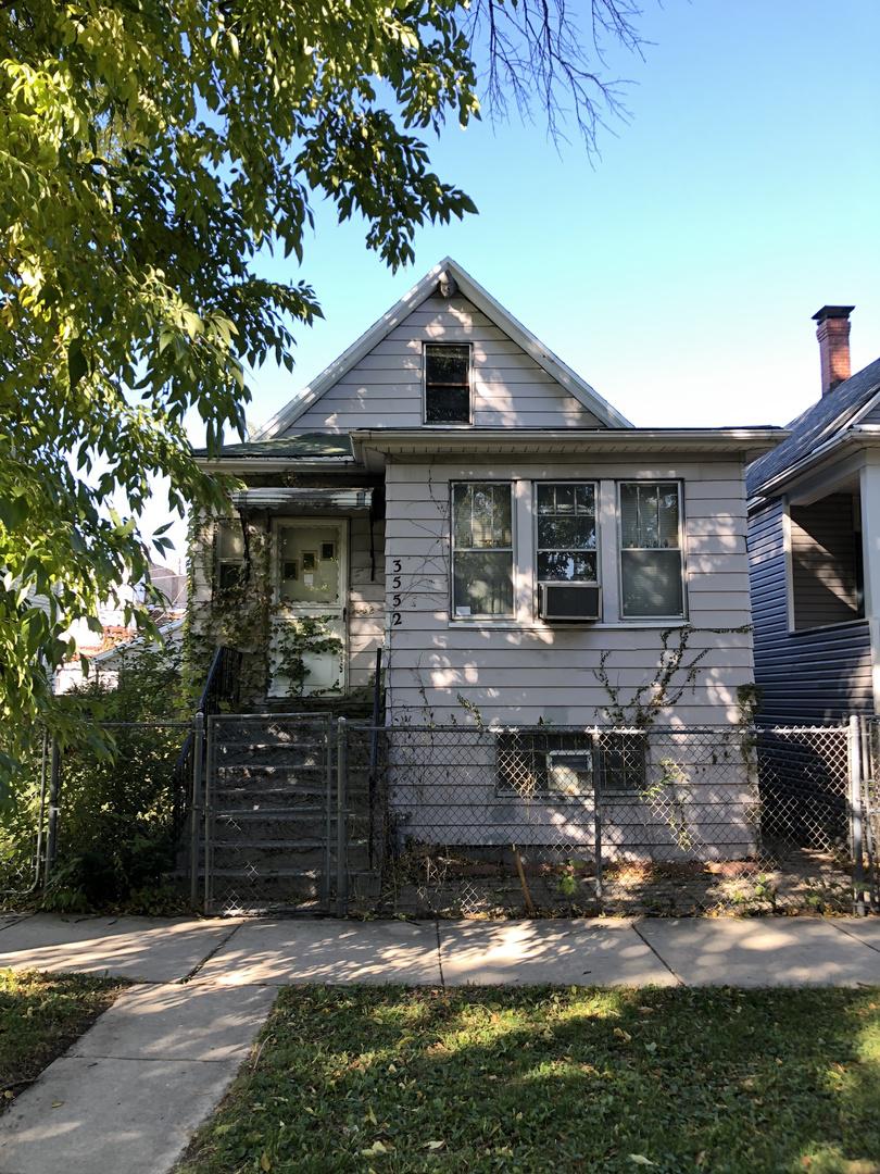 3552 W Medill Ave., Chicago, IL 60647