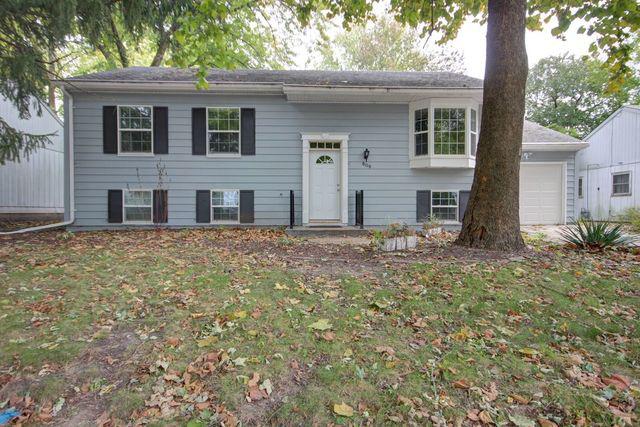 808 Oakcrest Dr., Champaign, IL 61821