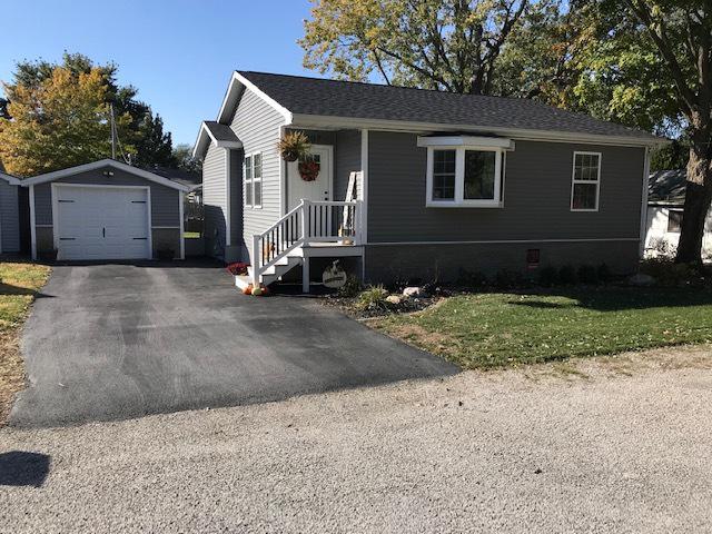 207 Green St., St. Joseph, IL 61873