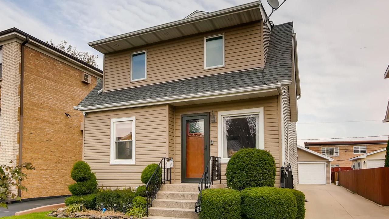 1929 N 18th Ave., Melrose Park, IL 60160
