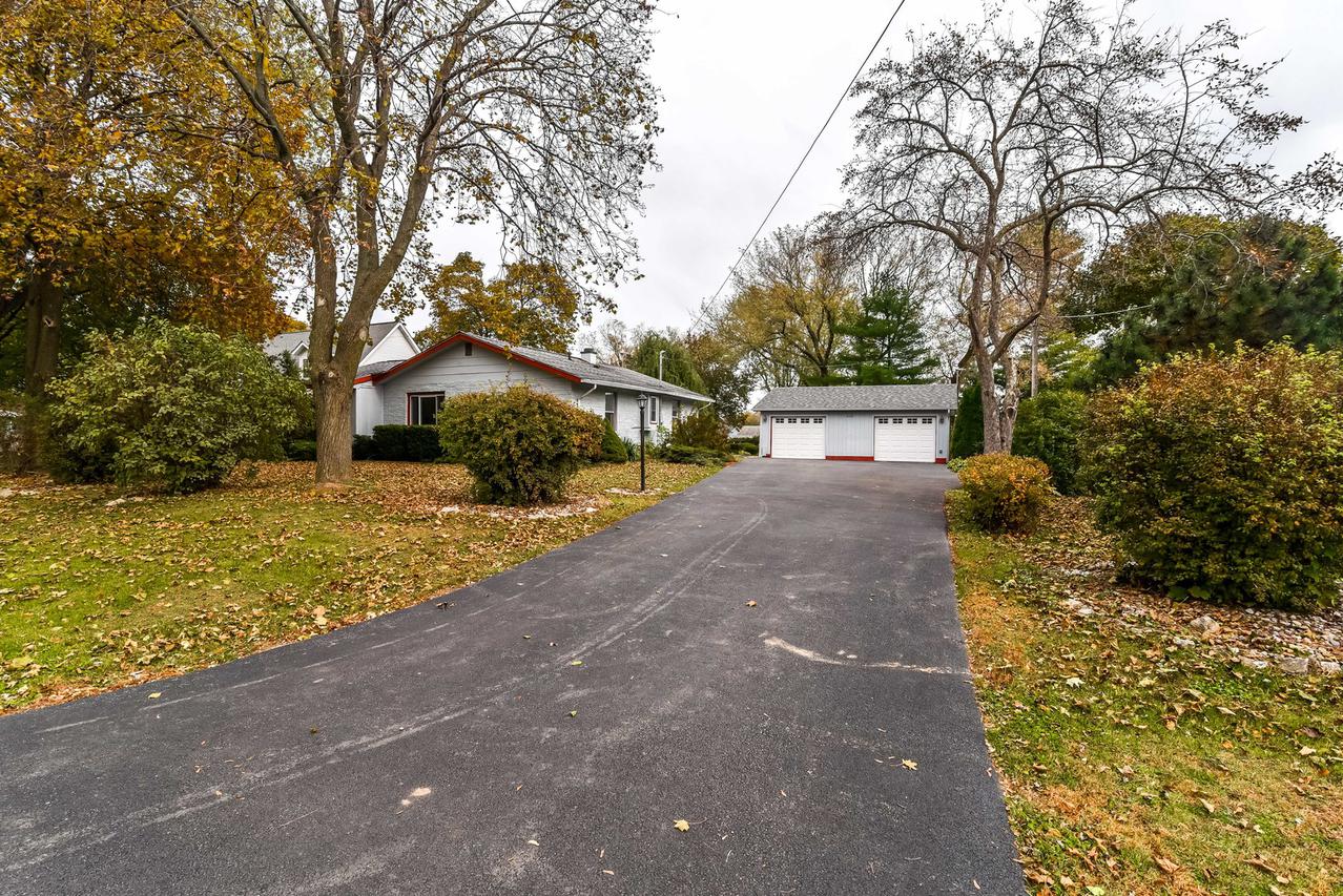 929 Monroe Ave., Winthrop Harbor, IL 60096