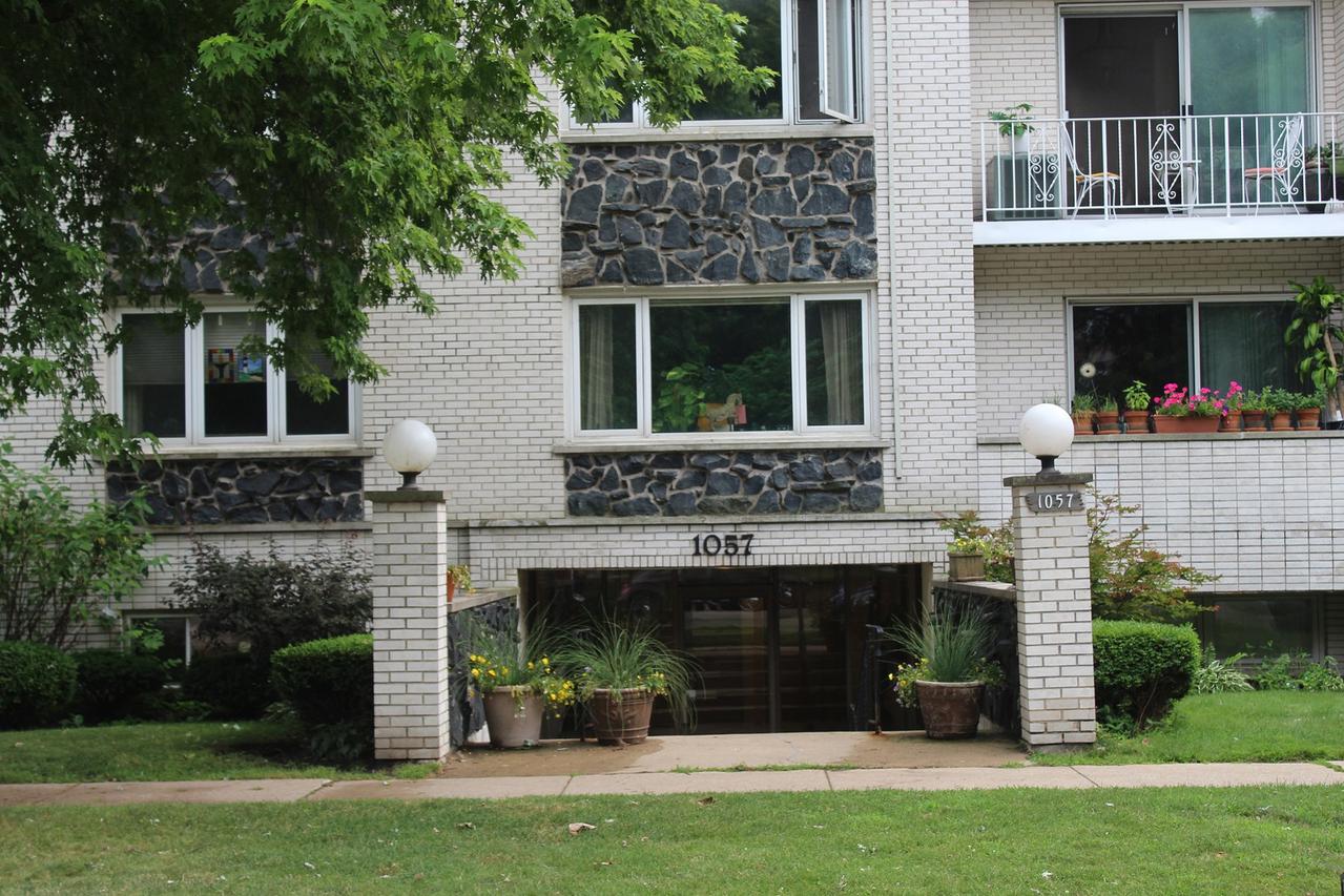 1057 W Pratt Blvd. #4D, Chicago, IL 60626