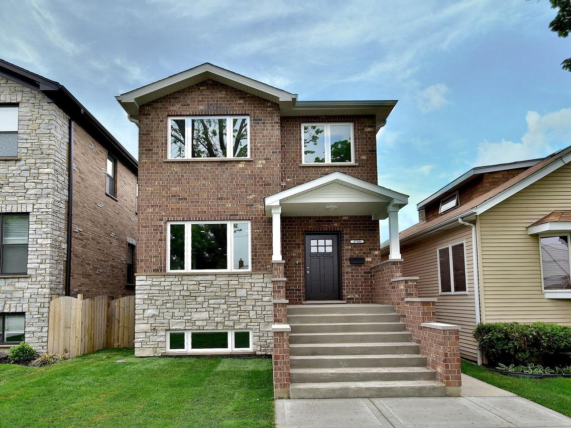 3760 N Octavia Ave., Chicago, IL 60634