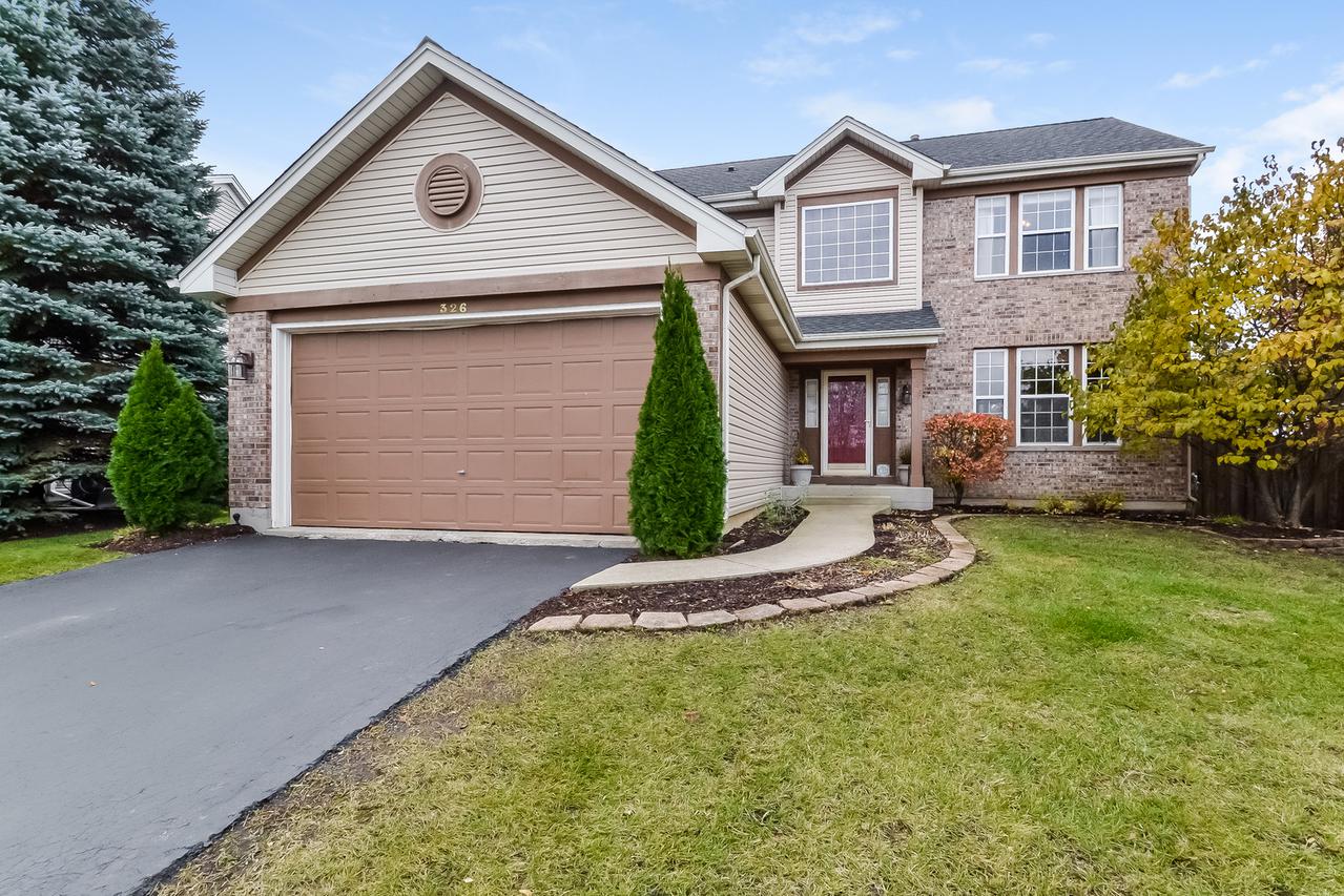 326 Ashford Ln., Grayslake, IL 60030