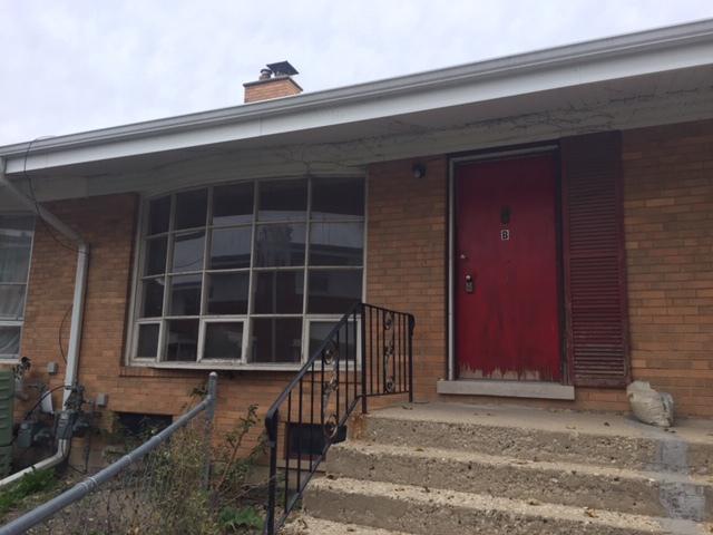 8914 Robin Dr. #B, Des Plaines, IL 60016