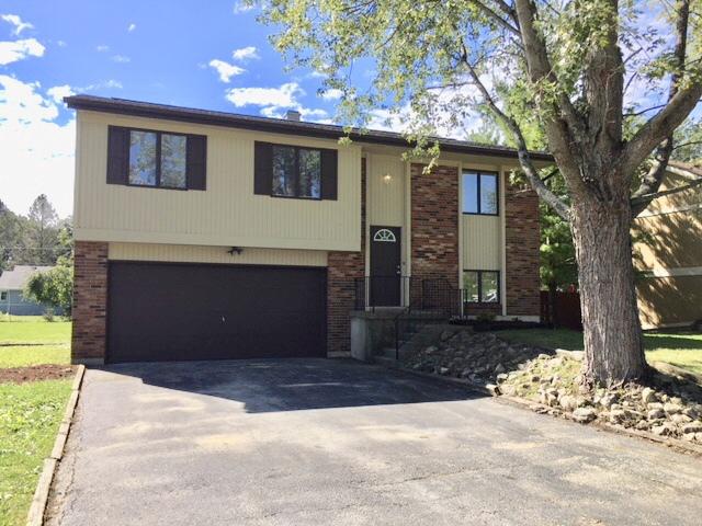 9005 Bunker Ln., Crystal Lake, IL 60014