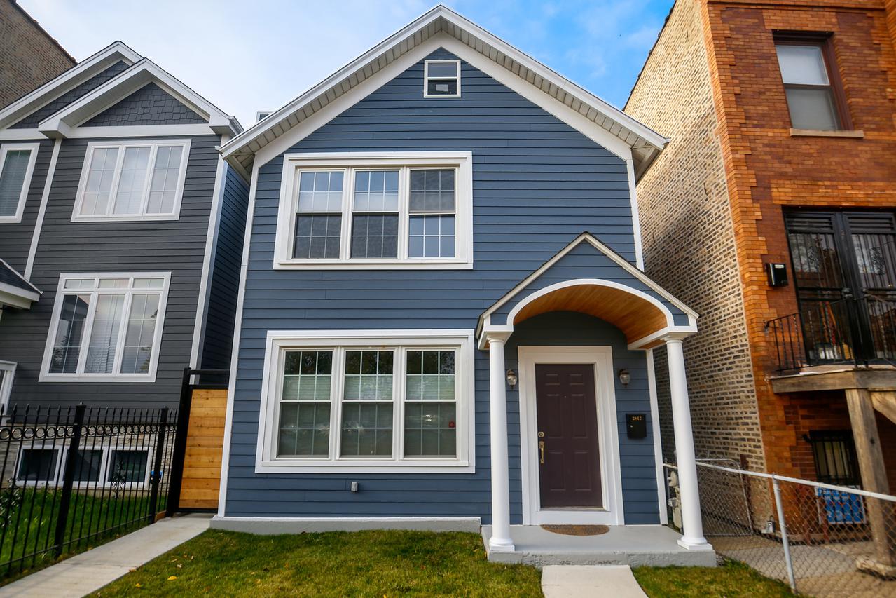 2842 N Dawson Ave., Chicago, IL 60618