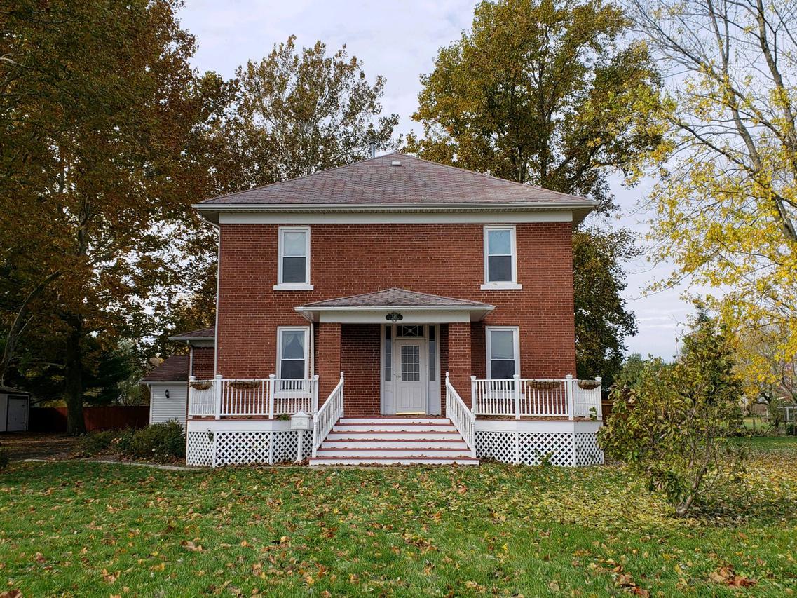 949 N Morgan St., Bement, IL 61813