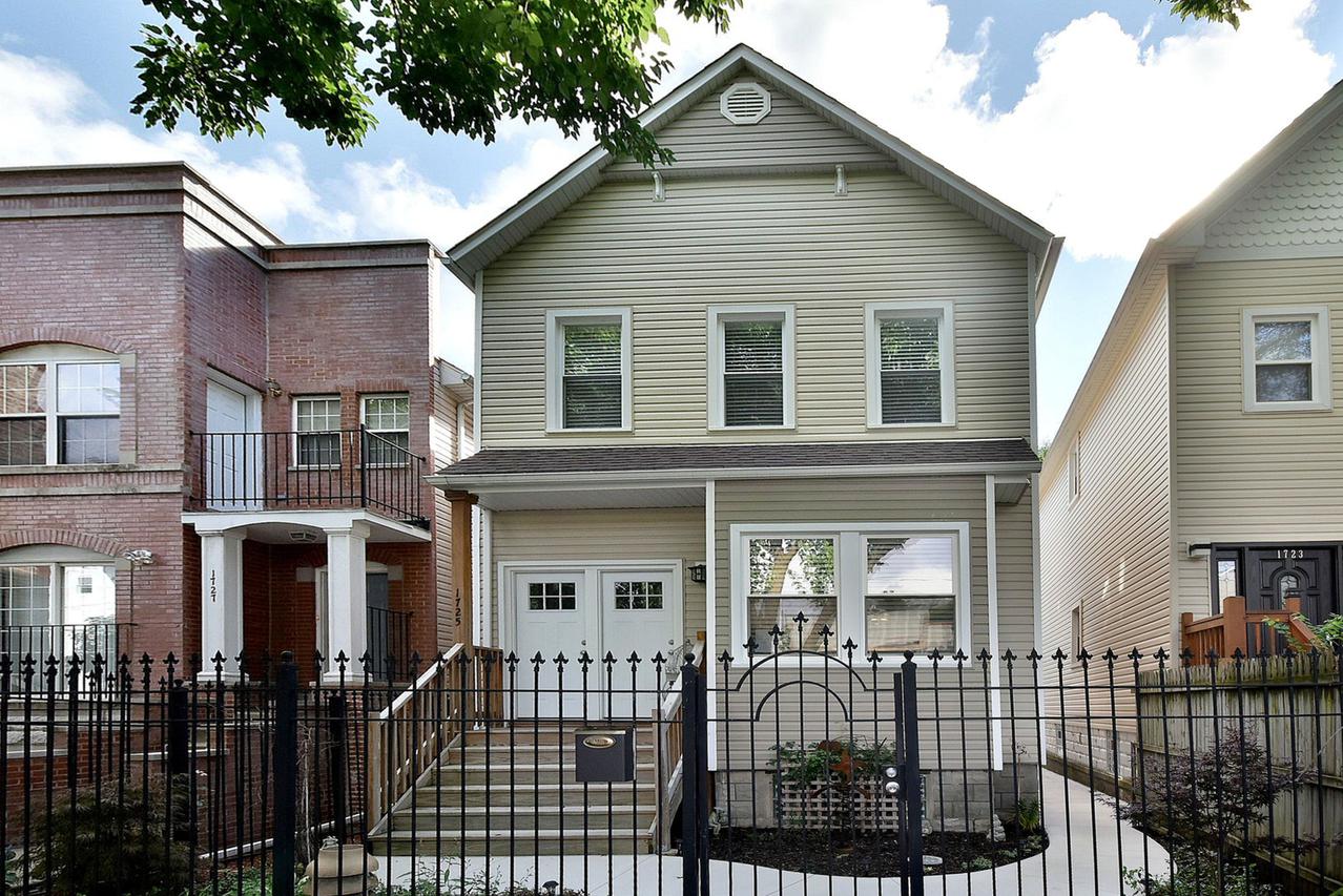 1725 N Albany Ave., Chicago, IL 60647