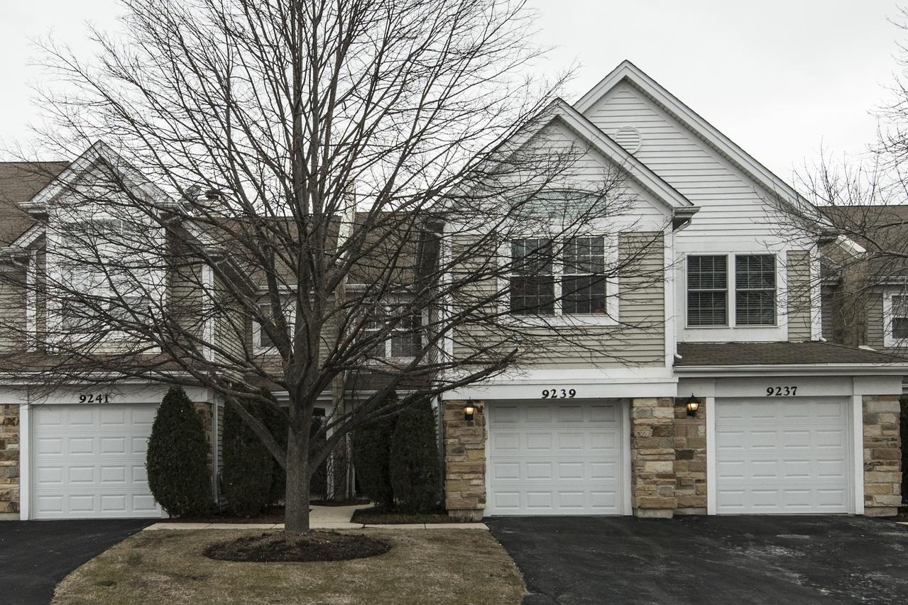 9239 Brockton Ln., Des Plaines, IL 60016