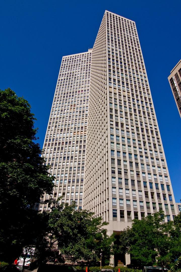2626 N Lakeview Ave. #2702, Chicago, IL 60614