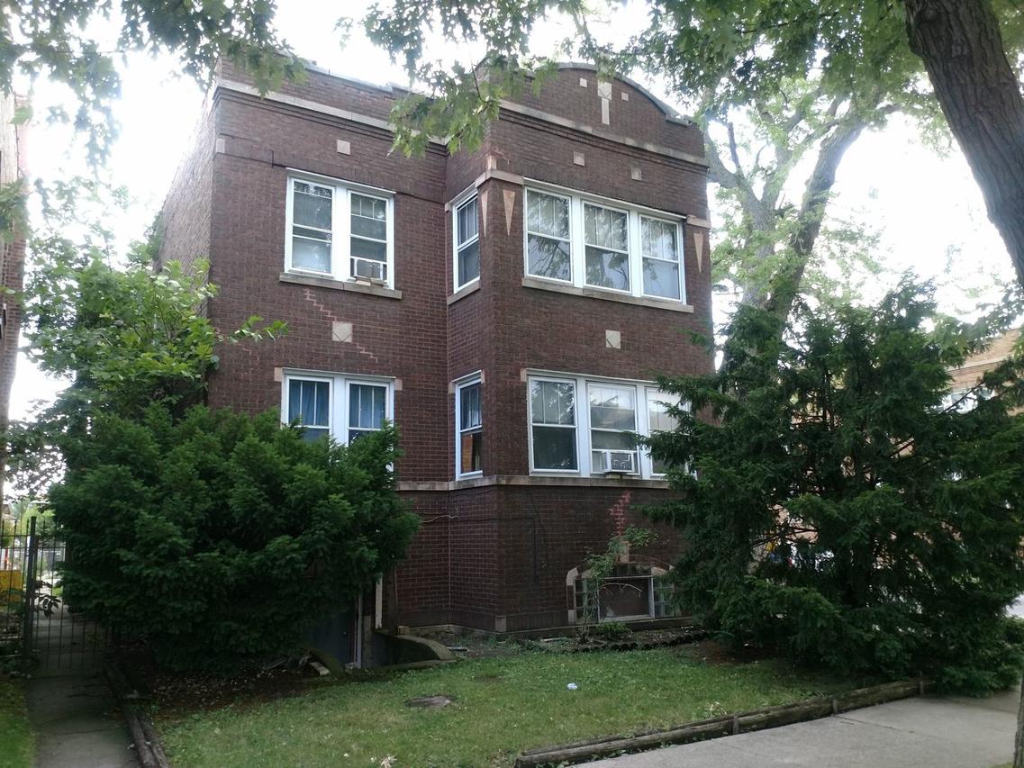 1300 S 59th Ave., Cicero, IL 60804