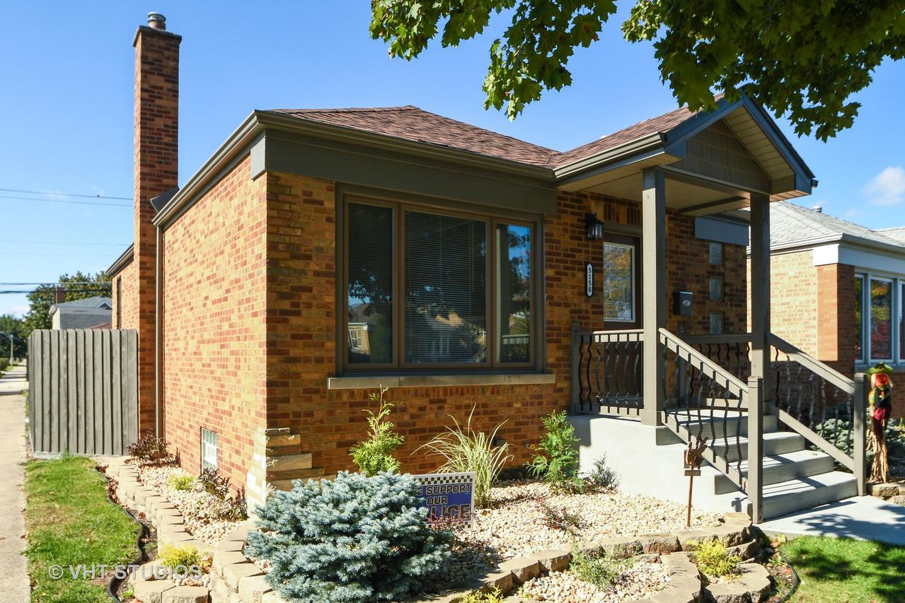 5158 S Nagle Ave., Chicago, IL 60638