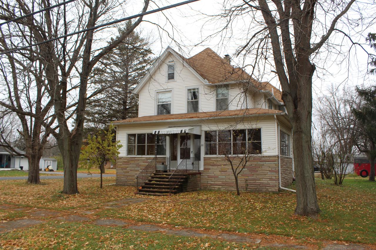 213 W Main St., Durand, IL 61019