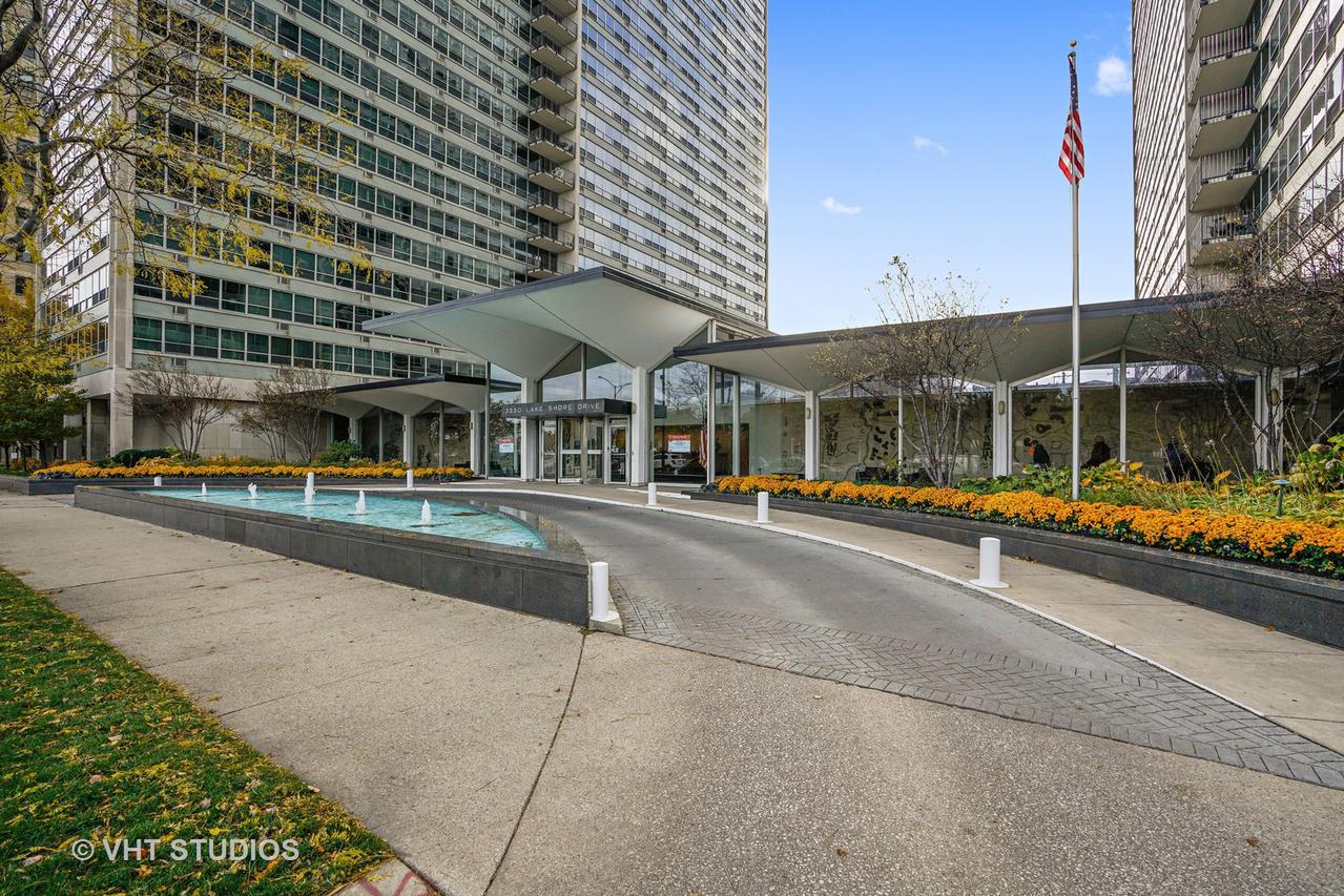 3550 N Lake Shore Dr. #1916, Chicago, IL 60657