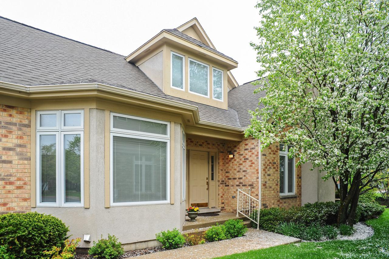 2520 Buckland Ln., Northbrook, IL 60062