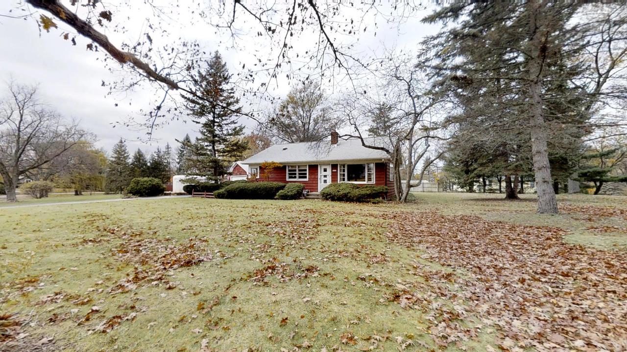 2S146 Chillem Dr., Batavia, IL 60510