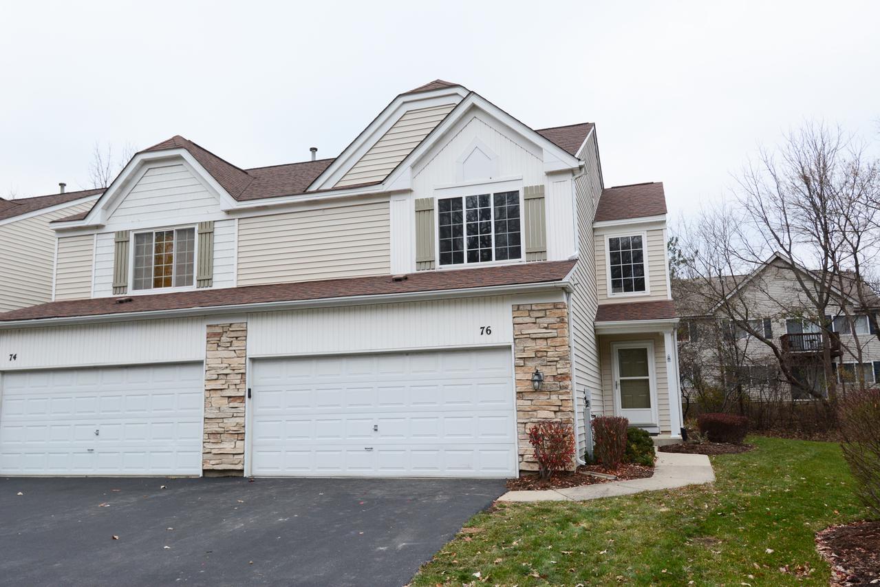 76 Cambridge Ave., Streamwood, IL 60107