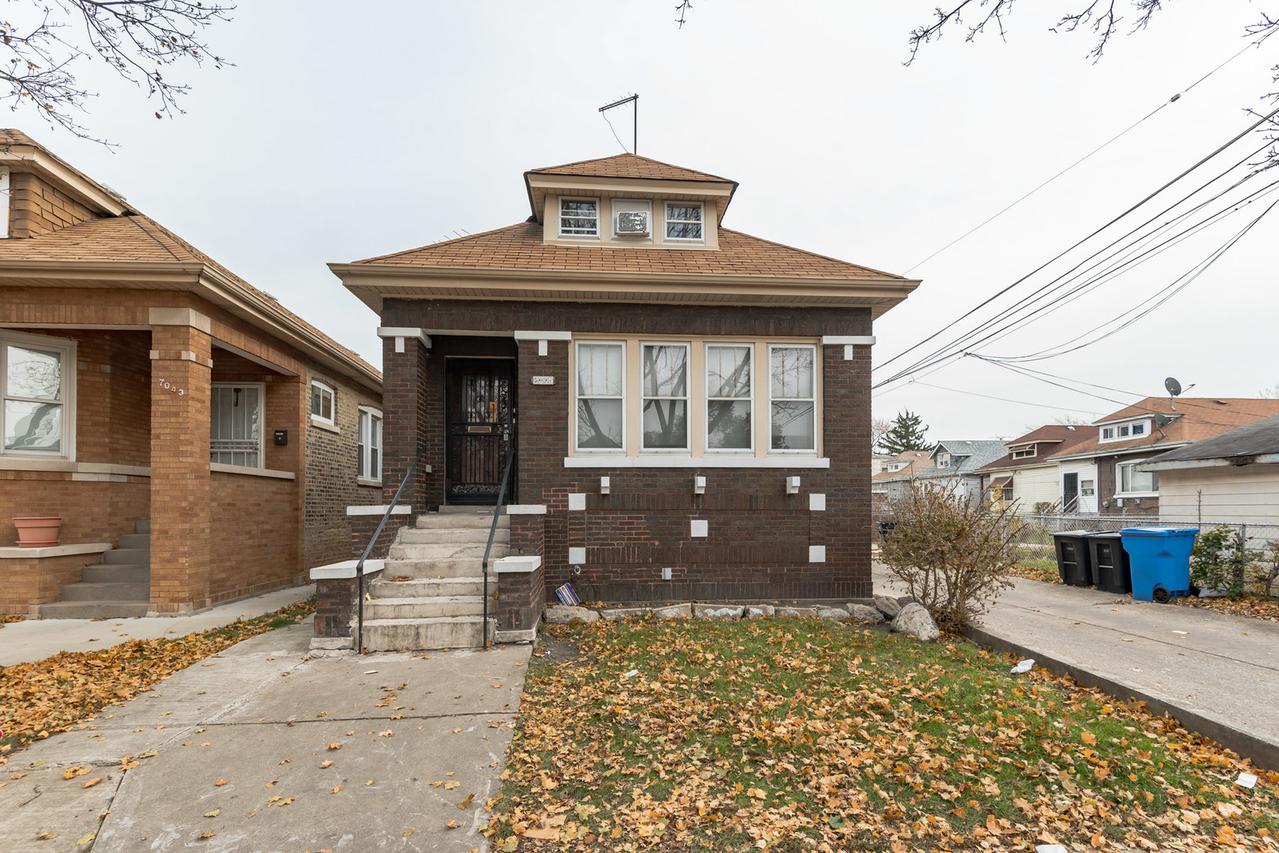 7045 S Oakley Ave., Chicago, IL 60636