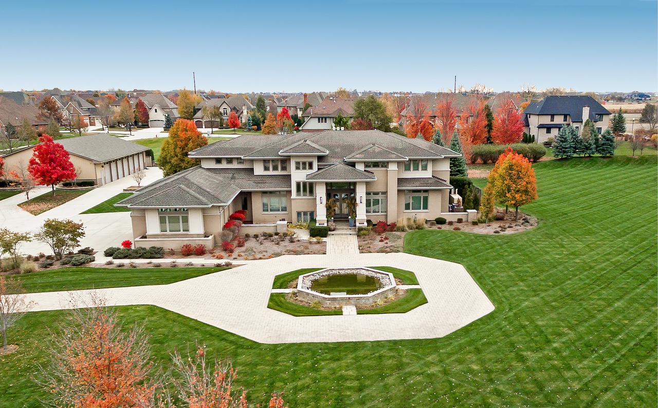 23023 S Scheer Rd., Frankfort, IL 60423
