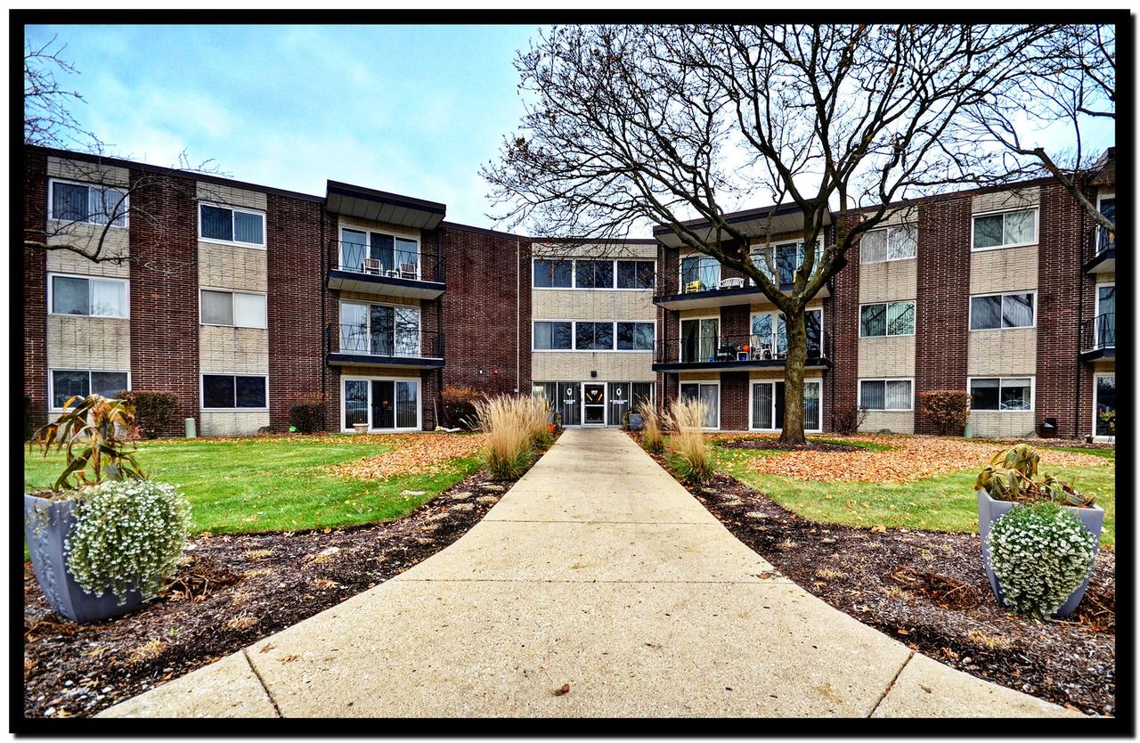 2800 Maple Ave. #36A, Downers Grove, IL 60515