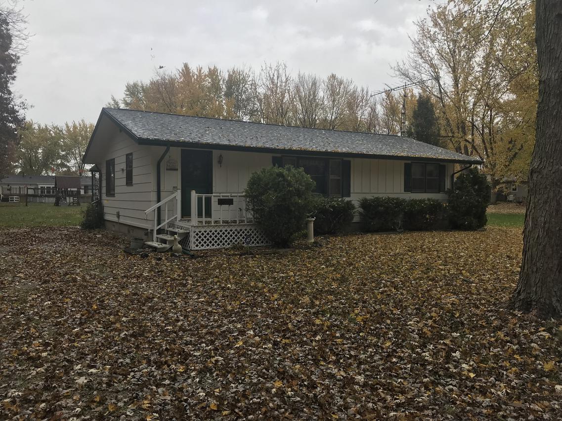 2245 E Cr 1707 North Rd., Findlay, IL 62534