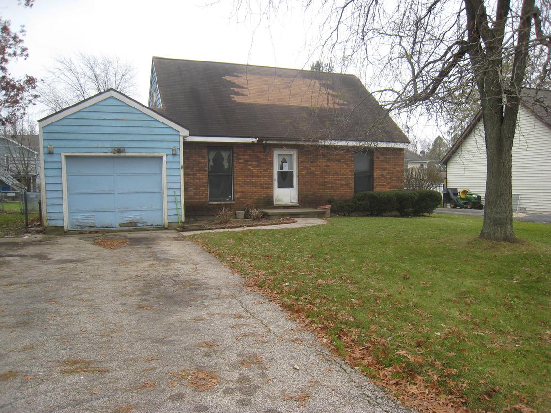 8913 Bunker Ln., Crystal Lake, IL 60014