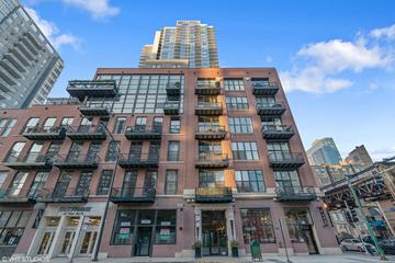 300 W Grand Ave. #203, Chicago, IL 60654