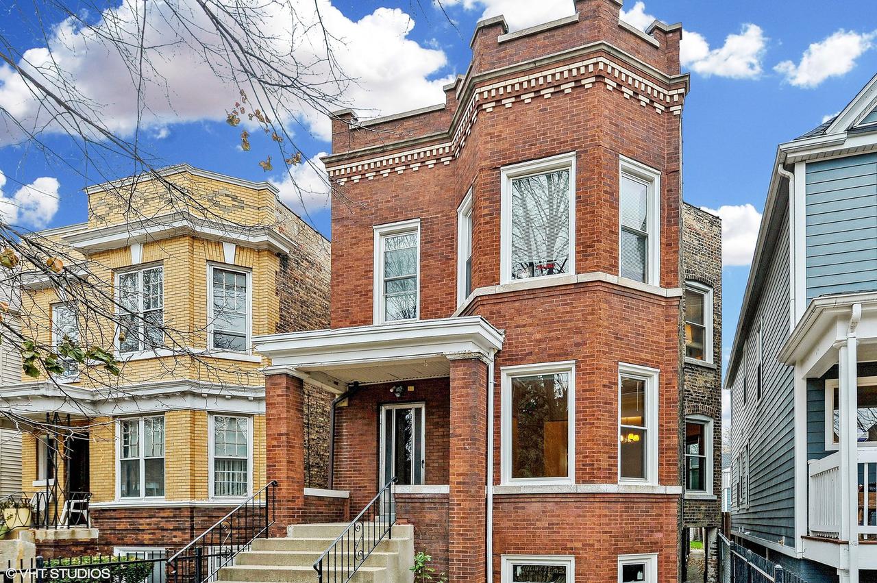 2427 N St Louis Ave., Chicago, IL 60647