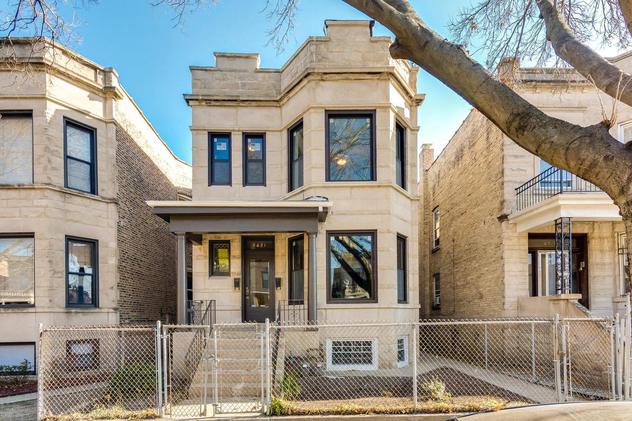 2421 N Kimball Ave., Chicago, IL 60647
