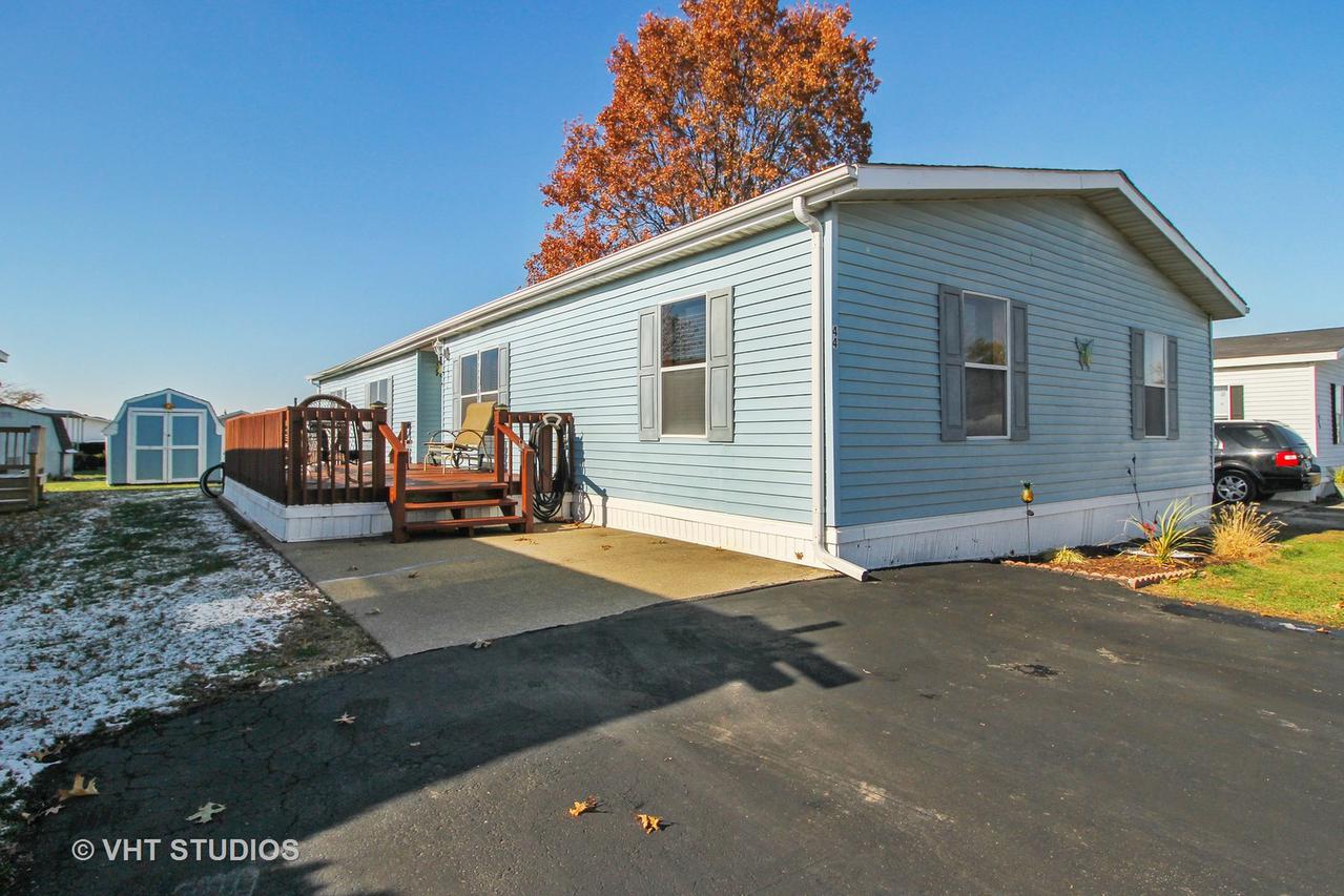 44 St Peters Dr., Bourbonnais, IL 60914