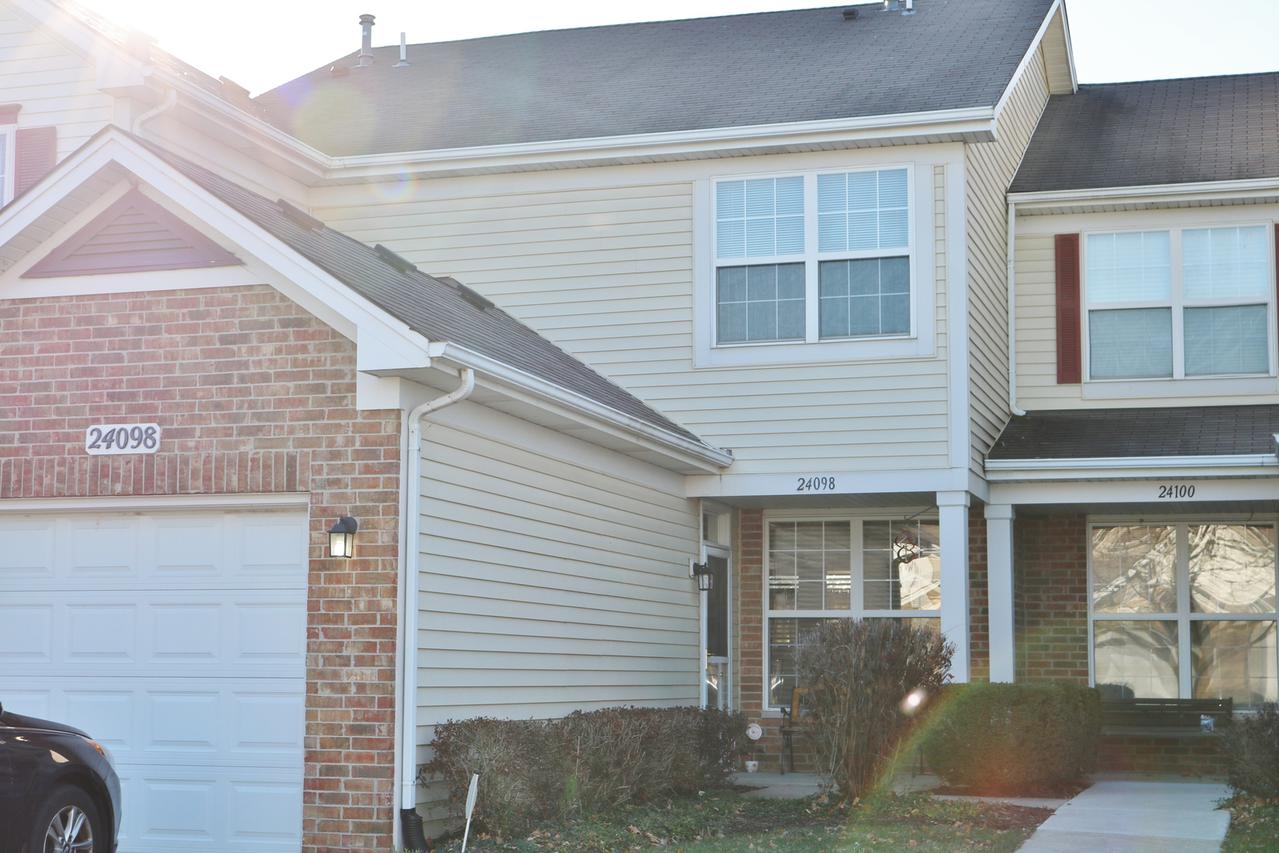 24098 Pear Tree Cir., Plainfield, IL 60585